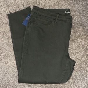 Universal Thread Olive Jeggings Size 22W